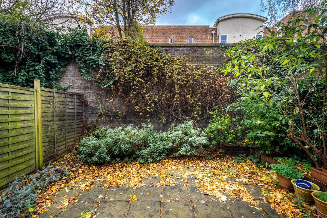 Charming 2Br Flat With Patio In Hammersmith Londra Esterno foto